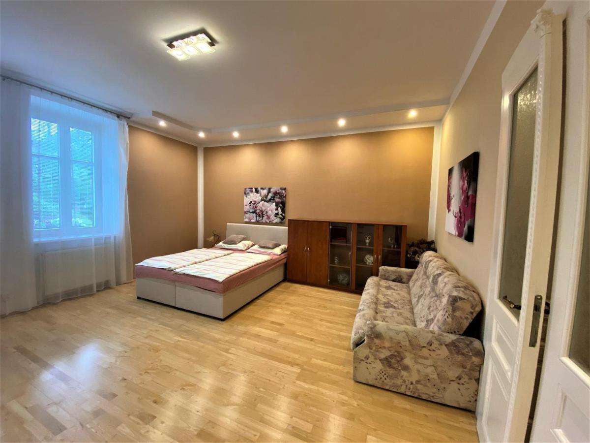 Holicak Apartment Olomouc Ngoại thất bức ảnh