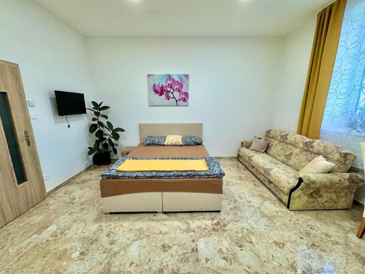 Holicak Apartment Olomouc Ngoại thất bức ảnh