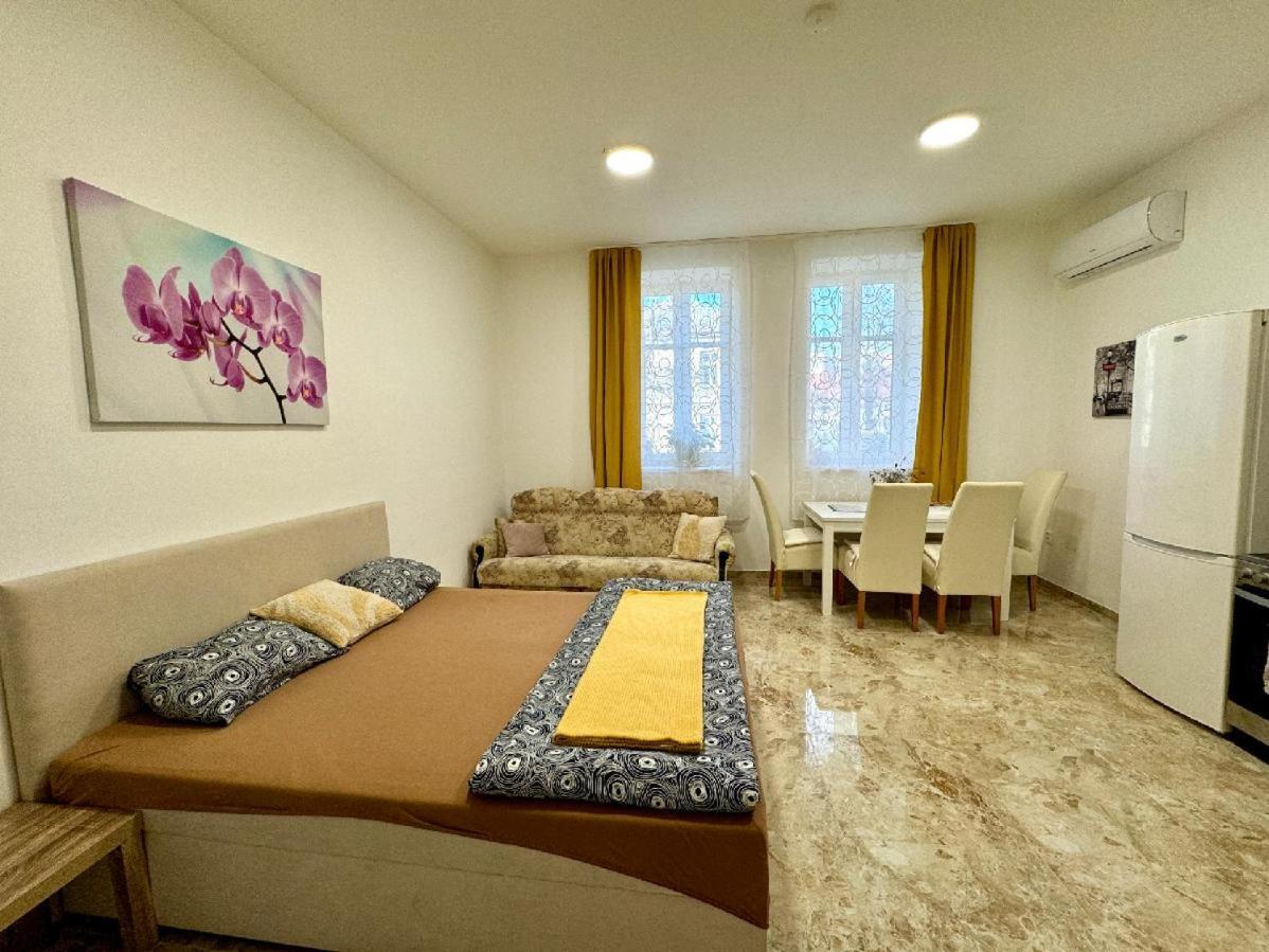 Holicak Apartment Olomouc Ngoại thất bức ảnh