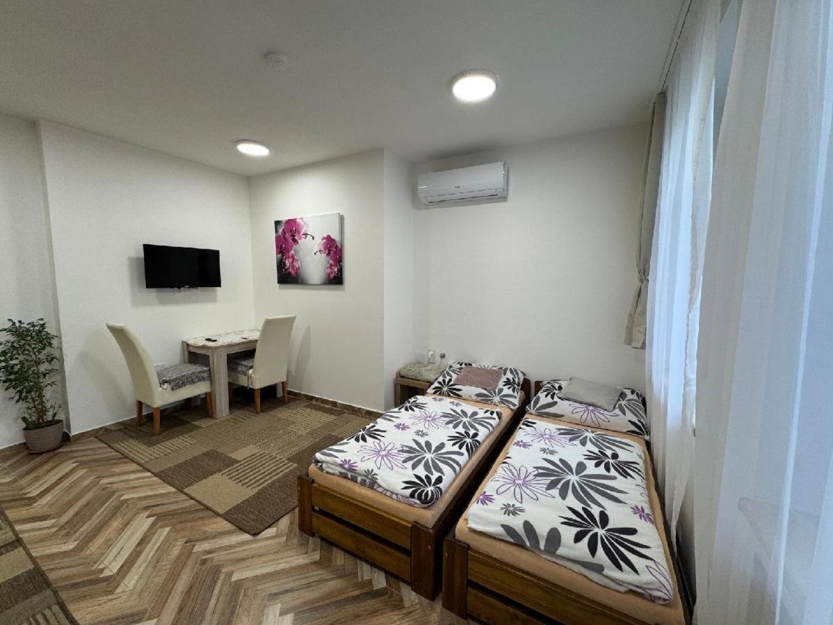 Holicak Apartment Olomouc Ngoại thất bức ảnh
