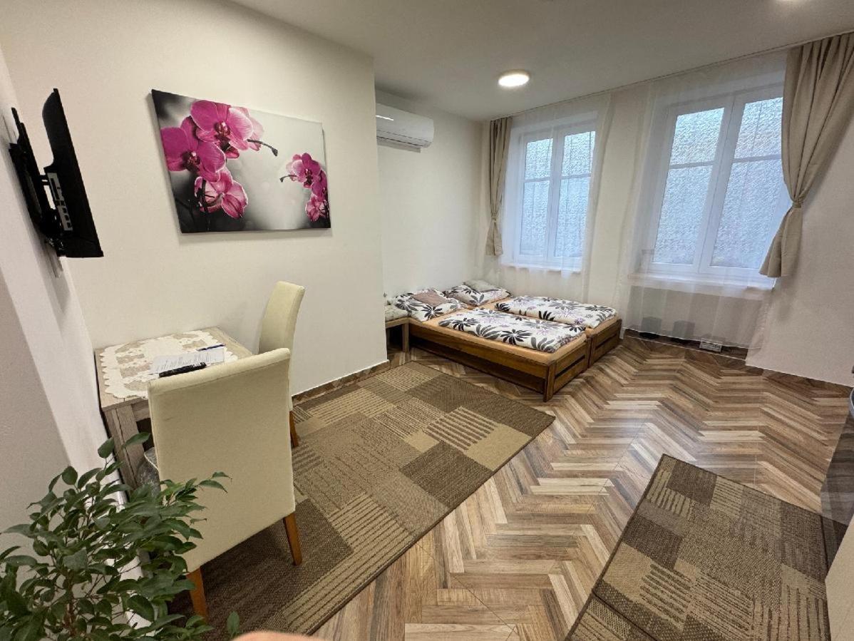Holicak Apartment Olomouc Ngoại thất bức ảnh