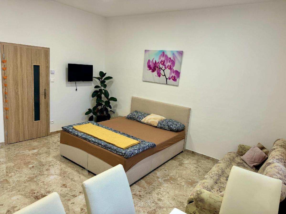 Holicak Apartment Olomouc Ngoại thất bức ảnh